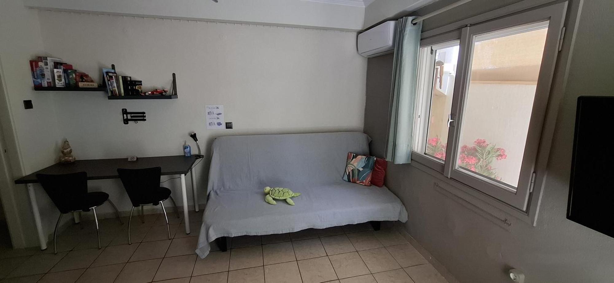 Honeybee4 - Cozy Studio Close To The Port, Airport & Athens 拉斐那 外观 照片